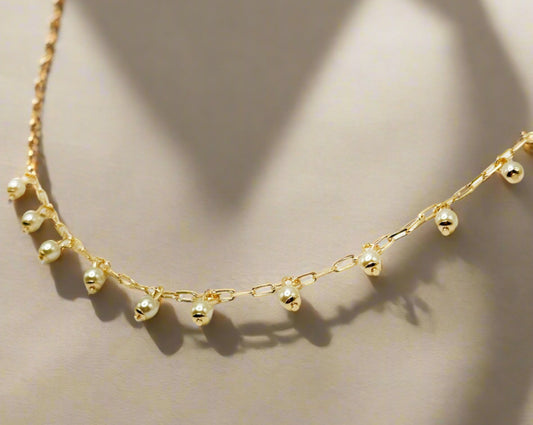 The Charming Pearl Necklace